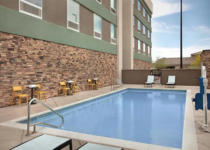 Home2 By Hilton Phoenix West 3*