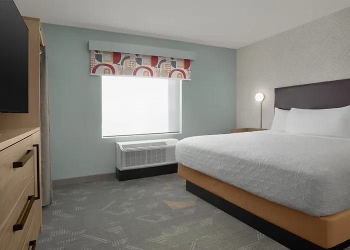 Home2 By Hilton Phoenix West 3*