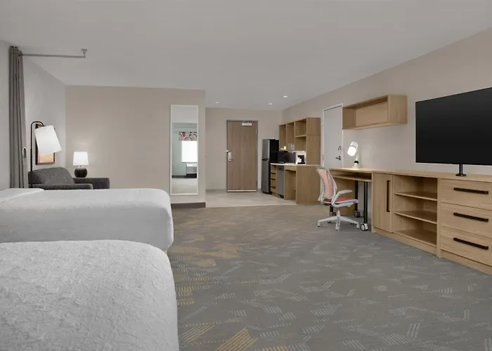 Home2 By Hilton Phoenix West 3*